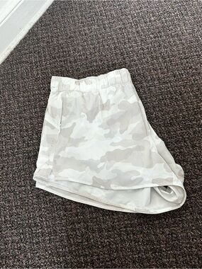 Old Navy Light Gray Camo Athletic Shorts